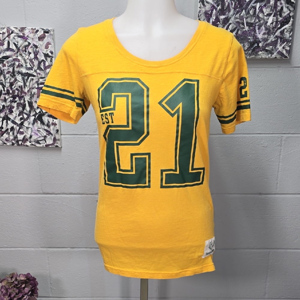 PINK Victoria's Secret Greenbay Packer Graphic Tee - Picture 2 of 16